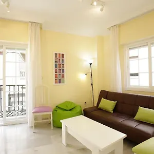 Agradable Piso En El Centro Histórico Granada